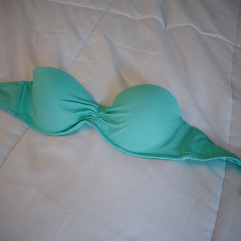 Victoria’s Secret strapless bathing suit top